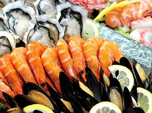 Белковое отравление морепродуктами — через сколько проявляется, симптомы и лечение