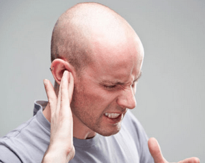 Какое вред от наушников для слуха и мозга человека?