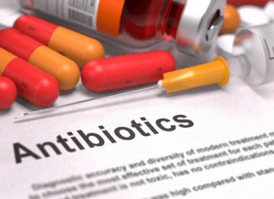 Отравление антибиотиками (передозировка) — что делать, симптомы и последствия