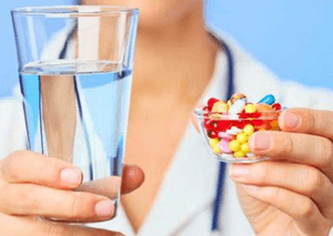 Отравление водкой — первая помощь, симптомы и последствия
