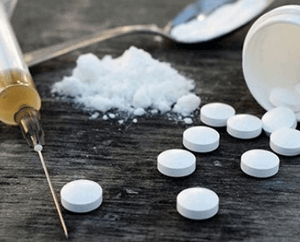 Передозировка опиатами — симптомы и первая помощь